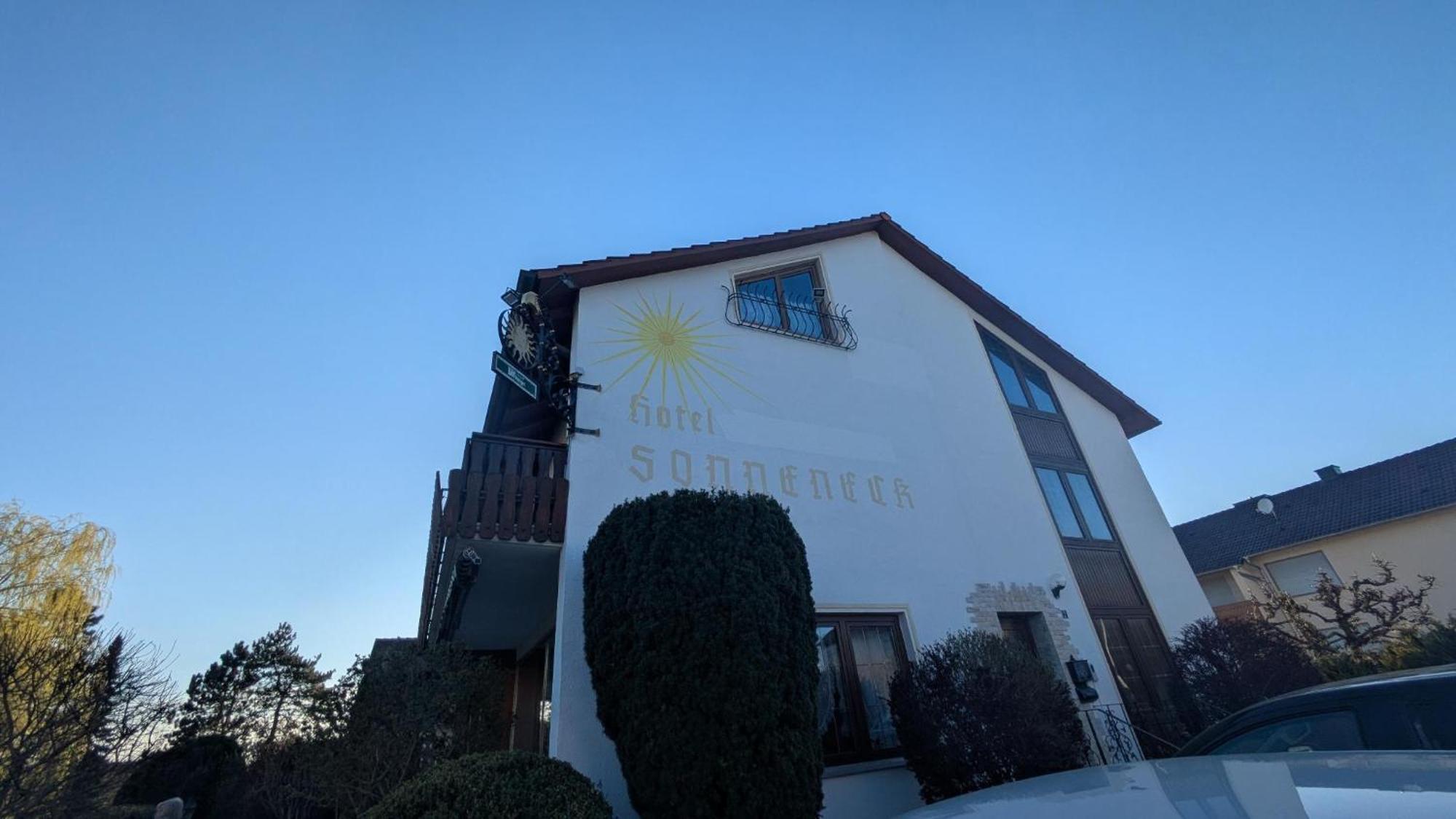 Landhotel Sonneneck - Breuna Im Naturpark エクステリア 写真