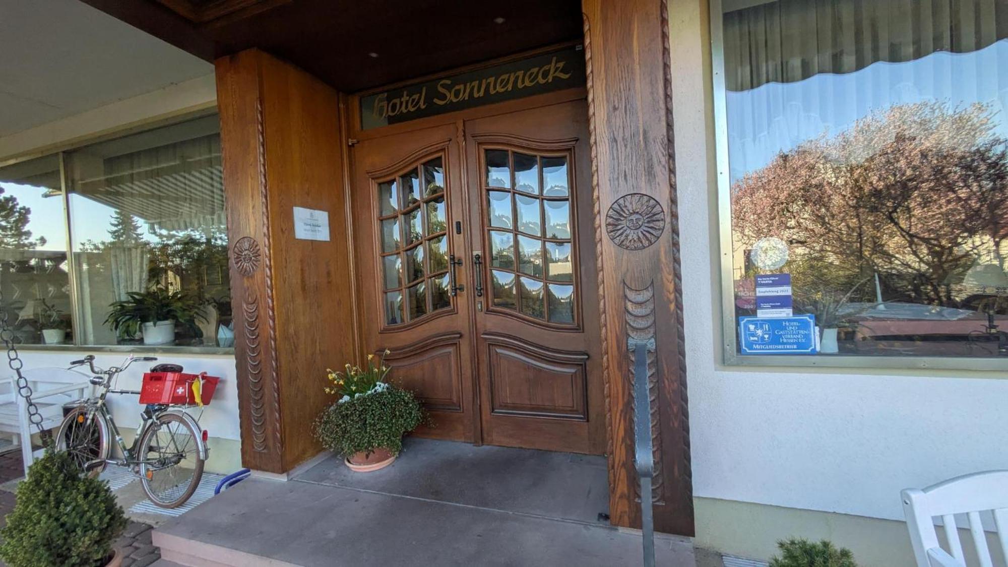 Landhotel Sonneneck - Breuna Im Naturpark エクステリア 写真