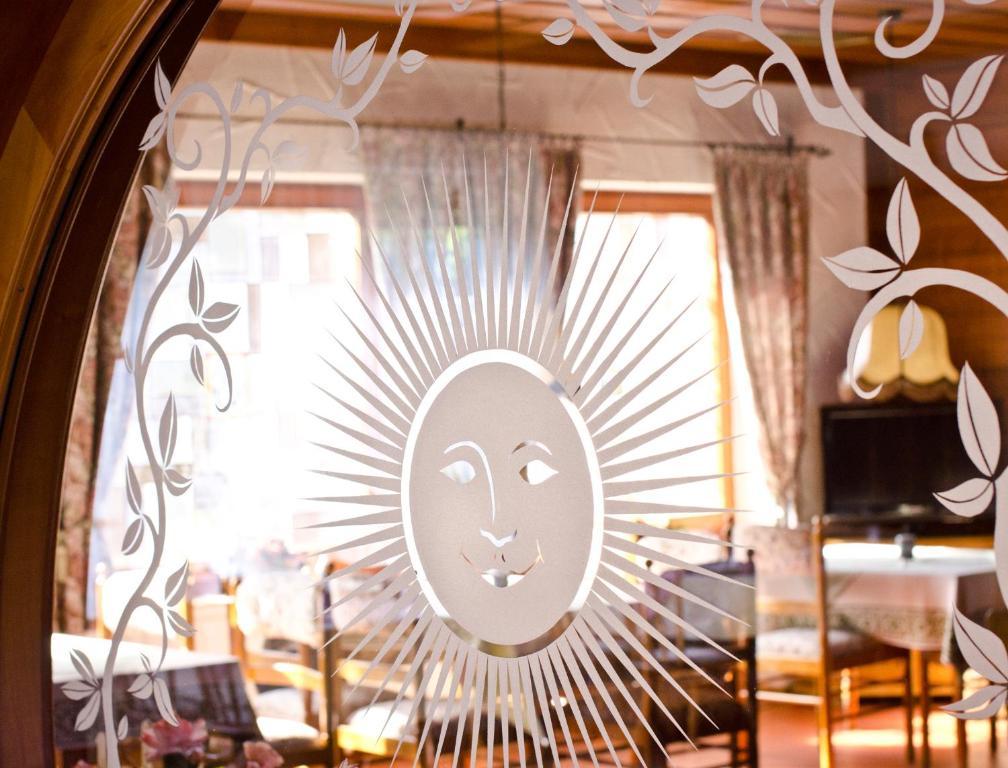 Landhotel Sonneneck - Breuna Im Naturpark エクステリア 写真